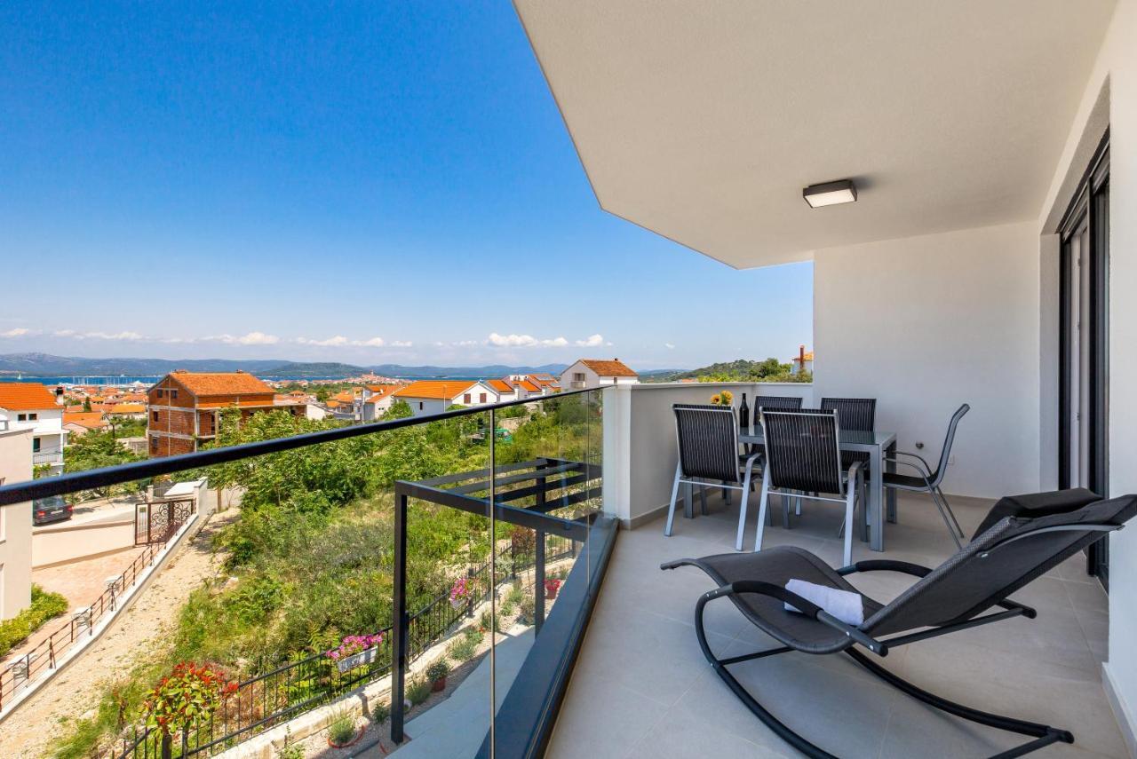 Luxury Apartment Joo & Joo Murter Exterior foto