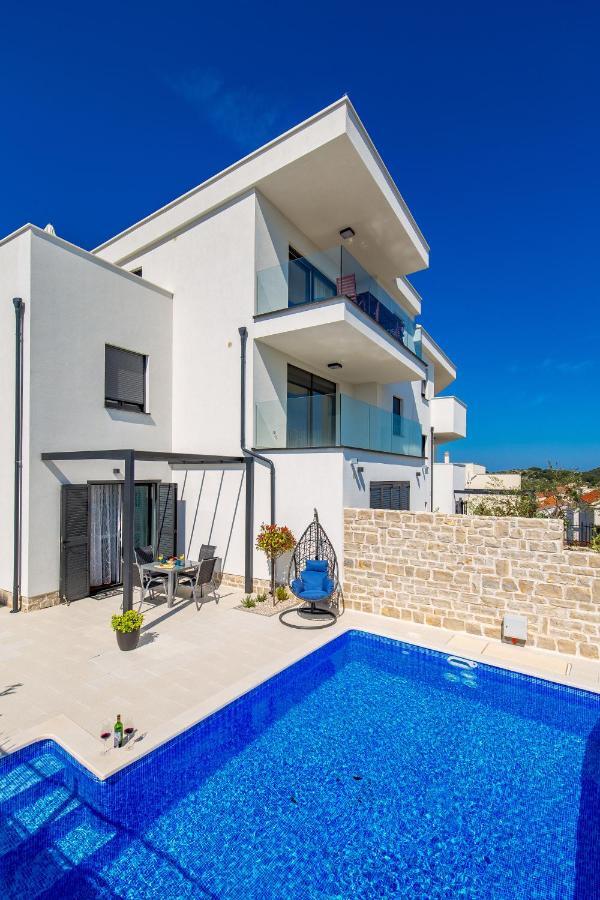 Luxury Apartment Joo & Joo Murter Exterior foto